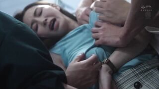 JUQ-856 [中文字幕] 愛弓りょう - 被摸、玩弄、侵犯 痴漢集團在夏日滿員電車的肉棒包圍網。