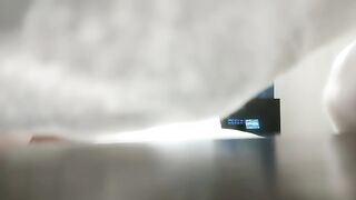 【利哥探花】22岁小少妇，深夜来相会，C罩杯，床边啪啪，乳浪翻滚浪叫震天，精彩劲爆