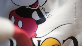 【小宝寻花】约了个红唇骚气妹子啪啪，口交上位骑乘猛操呻吟娇喘大声诱人