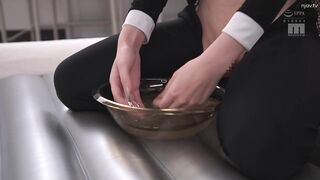 MIDV-490 [中文字幕] 创建泡泡浴部的学生会长玲奈穿起性感服装大奋闘！发射无限制服务 宫下玲奈