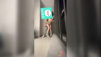 超顶大神小二先生MRTU调教性奴专场 淫娃母狗露脸全裸 酒店楼道露出爬行 超刺激栏杆激战爆射