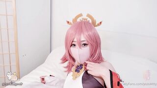 Yuzukitty OnlyFans 八重神子的情人节礼物，快来内射你的神子吧