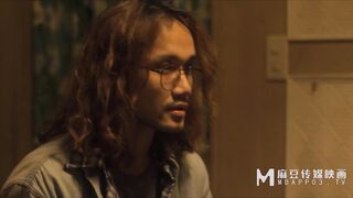 麻豆映画 MDSR0002 AV女优的真情告白 - 夏晴子